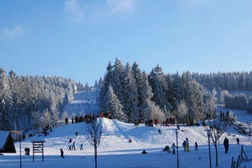 Wintersportgebiet Erbeskopf im Winter